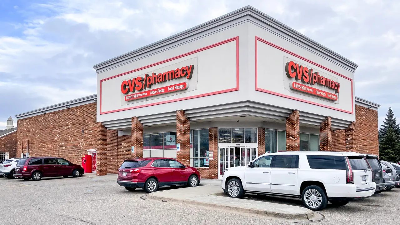 Mặt tiền một cửa hàng CVS Pharmacy tại Hoa Kỳ